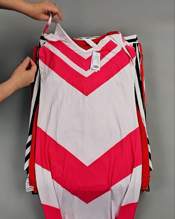 Фотография  652 - CALZEDONIA лето mix#50 шт, ЛОТ №8854 оптом в Кызыле и республике Тыва