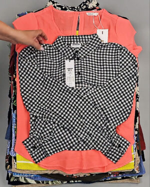 Фотография  949 - Блузки+Джемпера Bestseller Summer 045 B#8,5 кг, ЛОТ №9041 оптом в Кызыле и республике Тыва