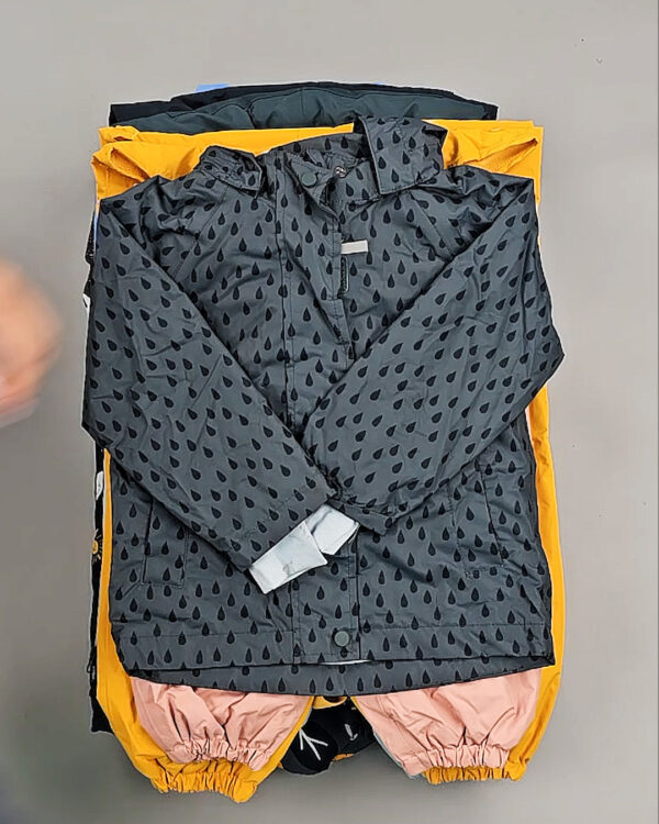 Фотография  101 - Верхняя одежда TCM kids зима 104#5 кг, ЛОТ СТ-9334 оптом в Кызыле и республике Тыва