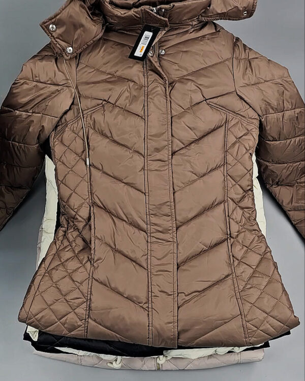 Фотография  453 - Верхняя одежда женская CAN 104#15 кг, ЛОТ СТ-9350 оптом в Кызыле и республике Тыва