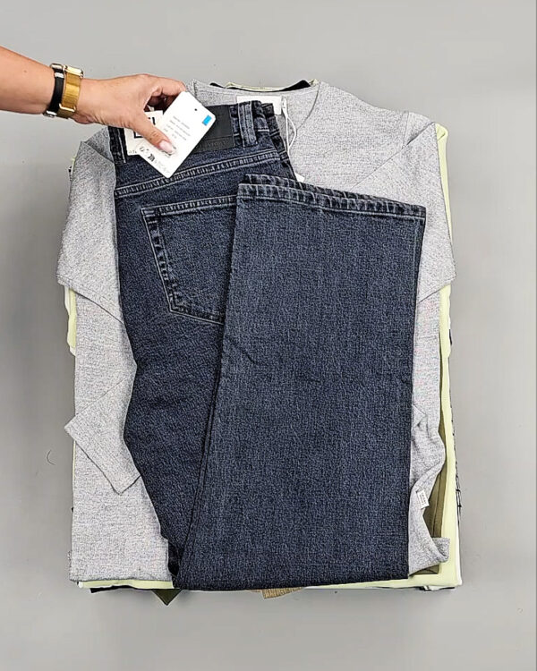 Фотография  304 - CASUAL FRIDAY Summer 075#15,6 кг, ЛОТ № СТ-9273 оптом в Кызыле и республике Тыва