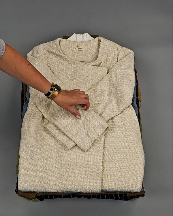 Фотография  496 - Верхняя одежда Корея 085#15 кг оптом в Кызыле и республике Тыва