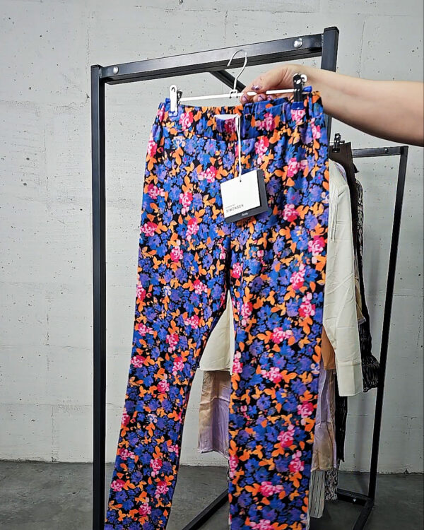 Фотография  573 - Karen by Simonsen mix 075#21 шт, ЛОТ №9095 оптом в Кызыле и республике Тыва