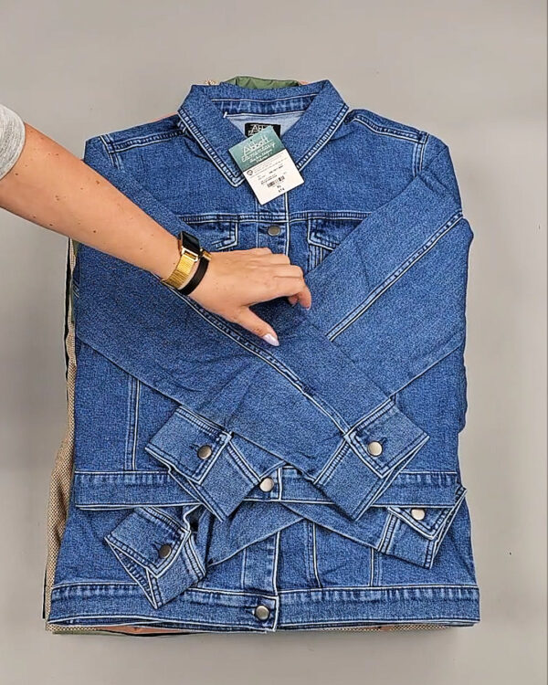 Фотография  593 - Ветровки женские CAN 104#11,5 кг, ЛОТ СТ-9401 оптом в Кызыле и республике Тыва