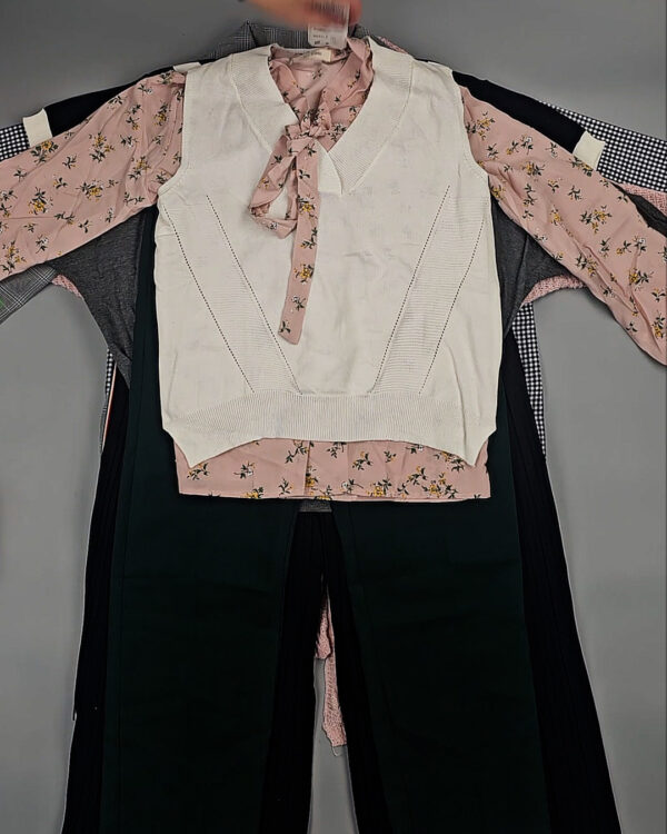 Фотография  395 - Комплекты жен Корея 085#5 кг, ЛОТ СТ-9574 оптом в Кызыле и республике Тыва