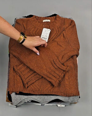 Фотография  657 - Джемпера Корея 085#7 кг, ЛОТ СТ-9412 оптом в Кызыле и республике Тыва