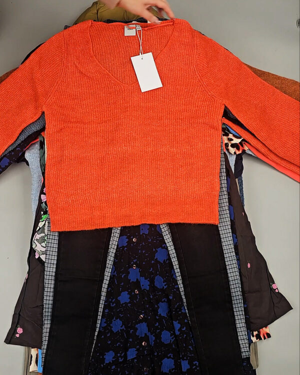 Фотография  818 - ICHI Winter mix 104#15 кг, ЛОТ СТ-9594 оптом в Кызыле и республике Тыва