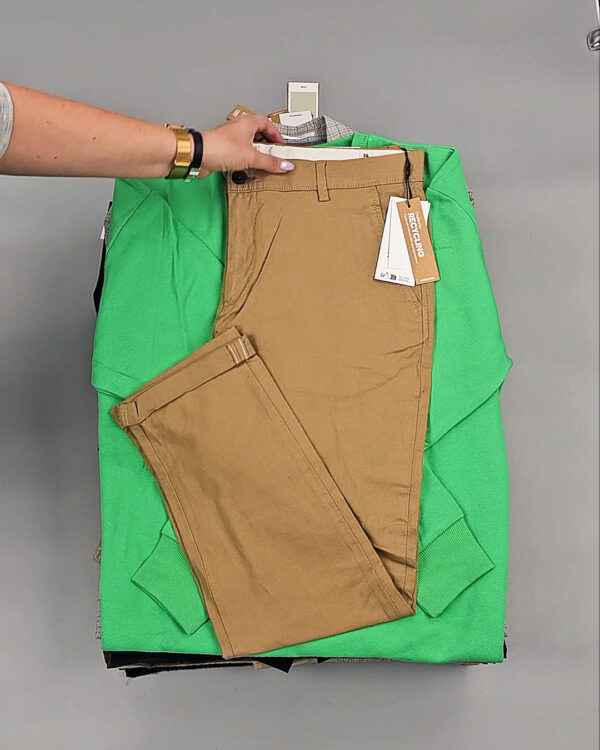 Фотография  913 - JACK JONES Men Winter mix 075#20 кг, ЛОТ № СТ-9445 оптом в Кызыле и республике Тыва