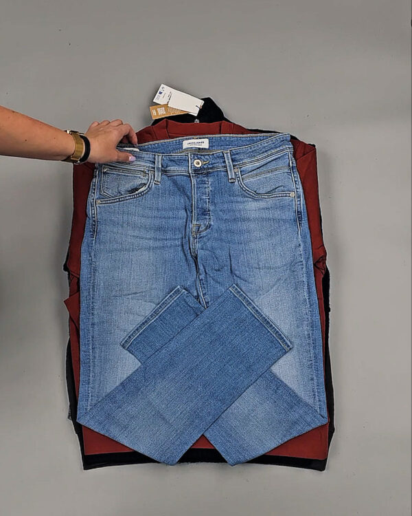 Фотография  688 - JACK JONES Men Winter mix 075#20 кг, ЛОТ № СТ-9444 оптом в Кызыле и республике Тыва