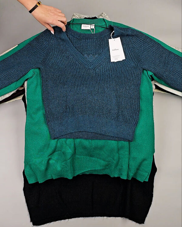 Фотография  681 - Джемпера VILA W 104#7 кг, ЛОТ СТ-9995 оптом в Кызыле и республике Тыва