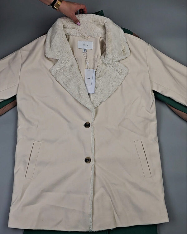 Фотография  910 - Пальто Bestseller 045#10 кг, ЛОТ СТ-9844 оптом в Кызыле и республике Тыва