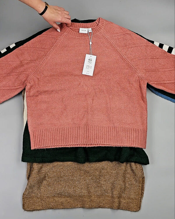 Фотография  607 - Джемпера VILA W 104#7 кг, ЛОТ СТ-9994 оптом в Кызыле и республике Тыва