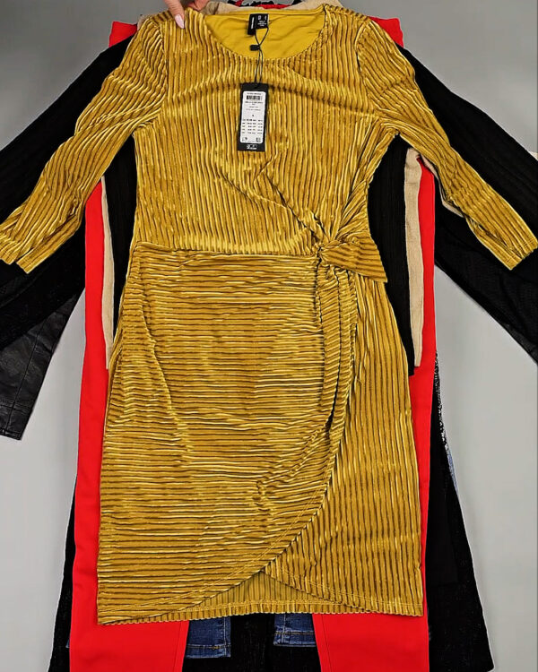 Фотография  745 - DK+Bestseller 085#16 кг, ЛОТ СТ-9952 оптом в Кызыле и республике Тыва