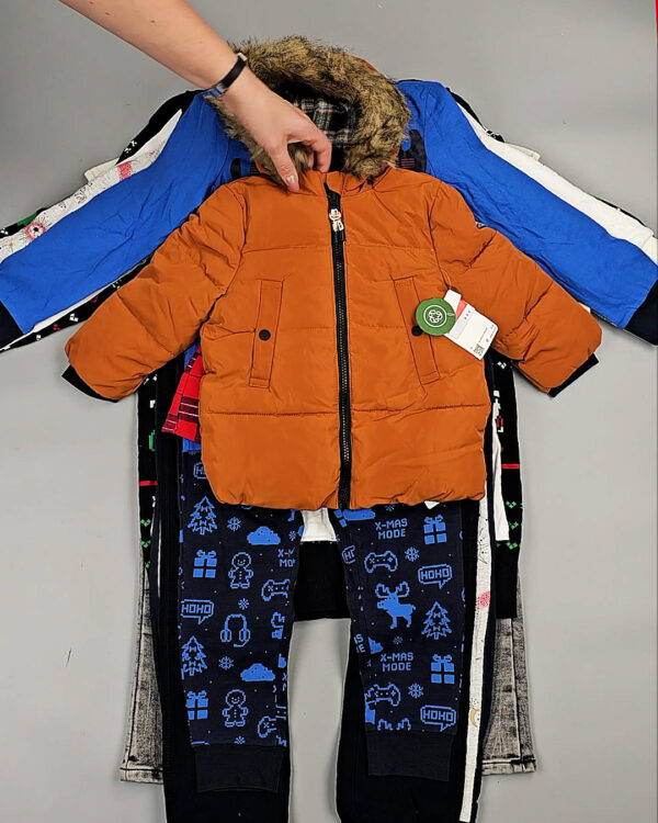 Фотография  811 - C&A Kids Winter 1023#7 кг, ЛОТ СТ-9694 оптом в Кызыле и республике Тыва