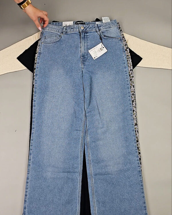 Фотография  209 - DK+Bestseller 085#16 кг, ЛОТ СТ-9952 оптом в Кызыле и республике Тыва