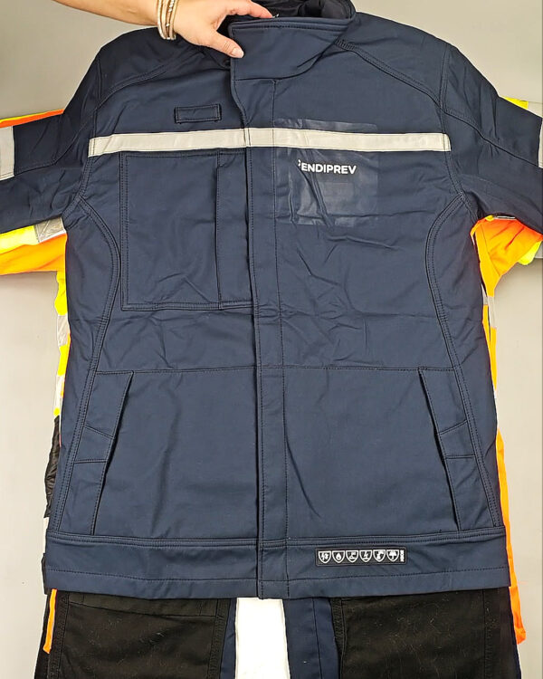 Фотография  751 - Рабочая одежда mix БМ#25 кг, ЛОТ СХ-0266 оптом в Кызыле и республике Тыва