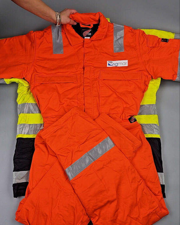 Фотография  724 - Рабочая одежда mix БМ#25 кг, ЛОТ СХ-0266 оптом в Кызыле и республике Тыва